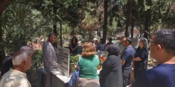 İkram Mihyaz mezarı başında anıldı