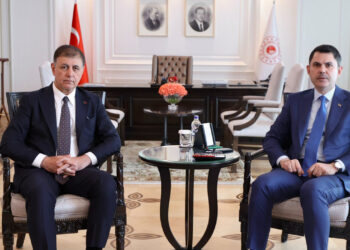 Ankara'da Kritik İzmir Zirvesi: Bakan Kurum, Cemil Tugay’ı Kabul Etti!