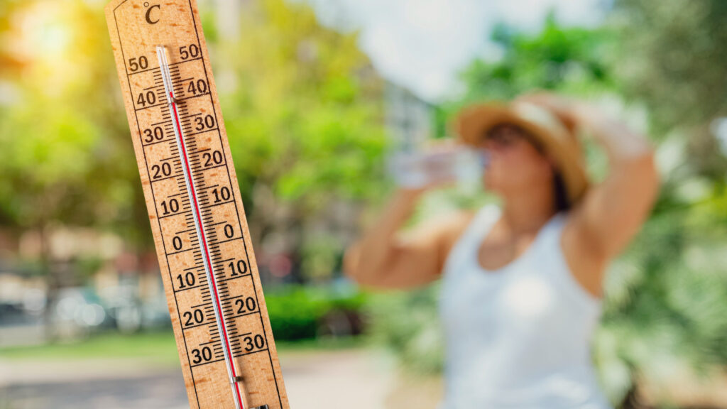 Aşırı Sıcaklar Sağlık Bakanlığı'nı Alarma Geçirdi! Bayılma, Bulantı ve Baş Ağrısına Dikkat