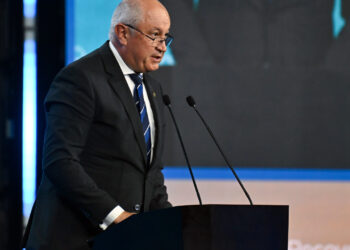 Avrupa'da Siyasi Kriz: Başbakan İstifa Etti, Hükümet Düştü