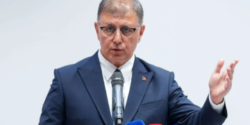 Cemil Tugay Kararını Bildirdi: Yeni Partiye  Katılacak mı?