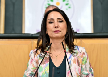 DEM Parti'den Çerçeve Yasa Çağrısı, 'Süreç Uzatılmamalı'