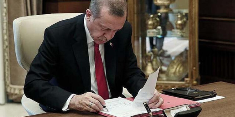 En Düşük Emekli Aylığı 23 Bin 552 Lira Oldu