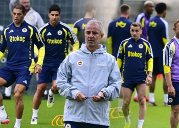 Fenerbahçe Sahneye Çıkıyor: Sarı-lacivertlilerin Kamp Maçları tv100'de