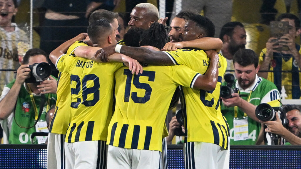 Fenerbahçe’de Gornik Zabrze Öncesi Kadro Açıklandı! İki İsim Yok