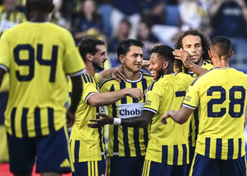 Fenerbahçe'nin Şampiyonlar Ligi Serüveni Başlıyor: İşte İlk 11'ler