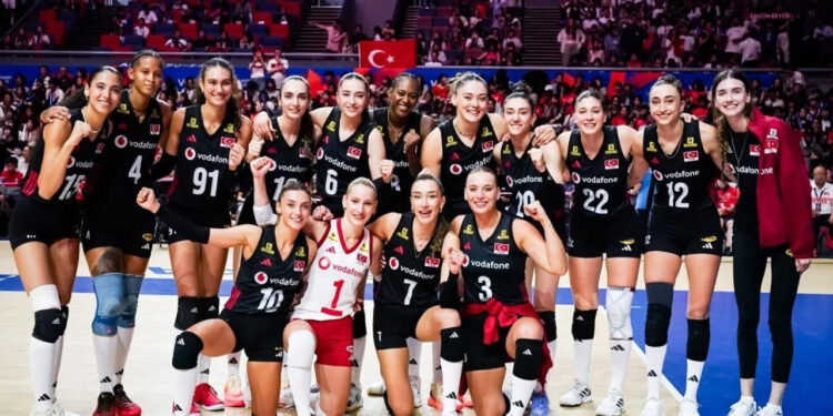 Filenin Sultanları VNL'de Tayland'ı 3-1 ile Geçerek Final Etabına Kaldı