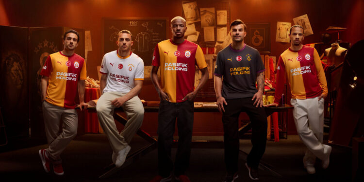 Galatasaray'ın 2026-2027 Yeni Sezon Formaları Tanıtıldı! İşte Fiyatı