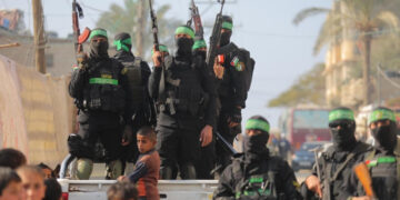 Gazze'de Ateşkeste Kritik Dönemeç: 'Hamas Silah Bırakmaya Hazırlanıyor'