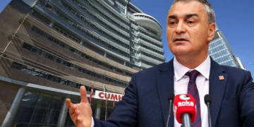 Özel Cephesinin Kurultay Hamlesine CHP Sözcüsü Müslim Sarı'dan Yanıt: 'Arınıp Gelenlerle Yapacağız'
