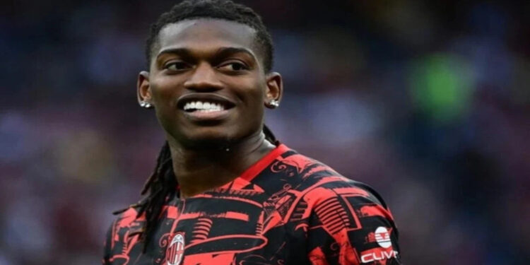 Rafael Leao Fenerbahçe İçin Geliyor
