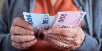 SGK'dan Emekli Maaşına Kesinti Kararı, Kimlerin Maaşından Ne Kadar Kesilecek?