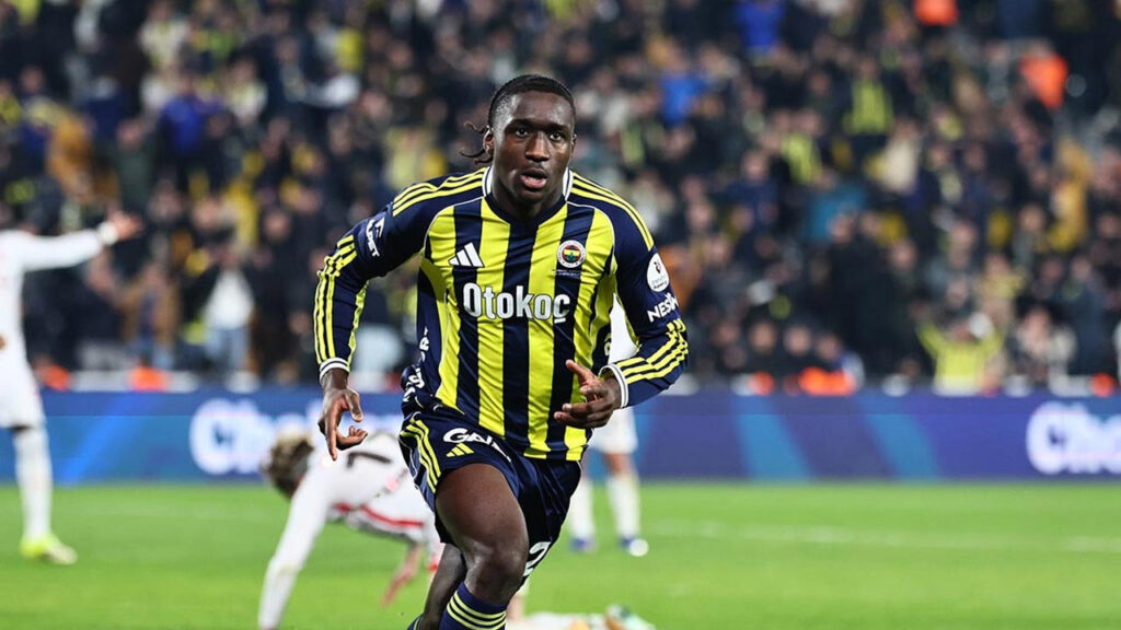 Şampiyonlar Ligi Maçı Öncesi Fenerbahçe'de Sakatlık Şoku