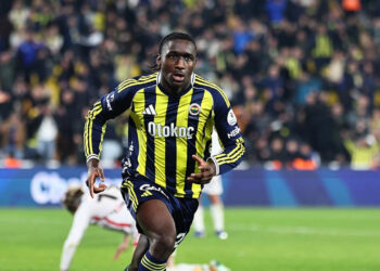 Şampiyonlar Ligi Maçı Öncesi Fenerbahçe'de Sakatlık Şoku