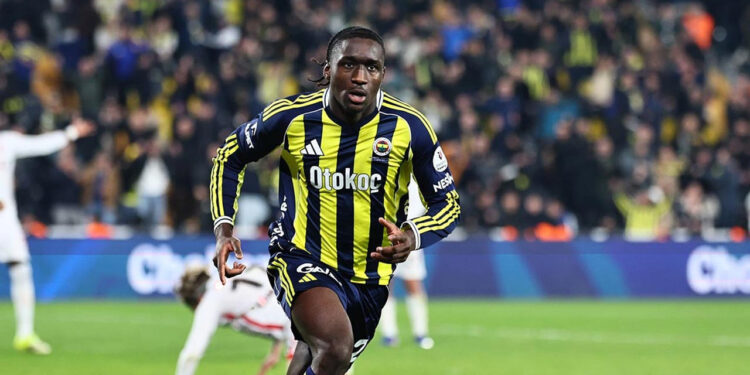 Şampiyonlar Ligi Maçı Öncesi Fenerbahçe'de Sakatlık Şoku