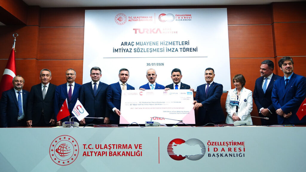 TURKA ile Dev İmza Atıldı, Sürücüler İçin Yeni Çağ Başlıyor: 3 Milyar Dolarlık Yatırımla Araç Muayenede 'Sıfır İnsan' ve 'Sıfır Komisyon' Dönemi
