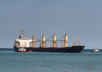 Tekirdağ'da 169 Metrelik Gemi Karaya Oturdu