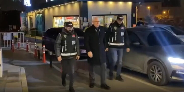 Tutuklu Bulunan CHP'li Başkan İki Suçtan Daha Tutuklandı