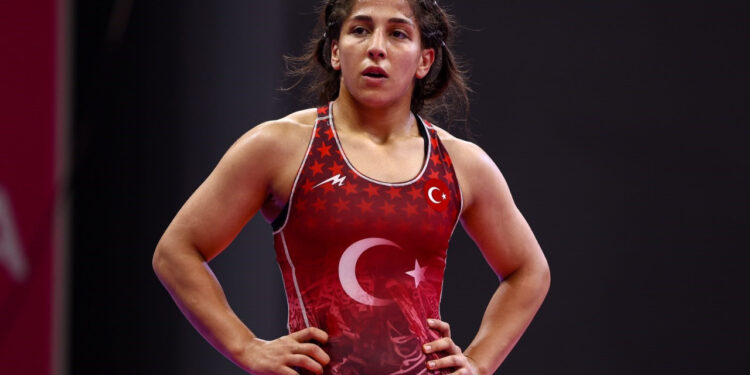 U20 Şampiyonasında Elif Şevval Kurt'tan Altın Madalya