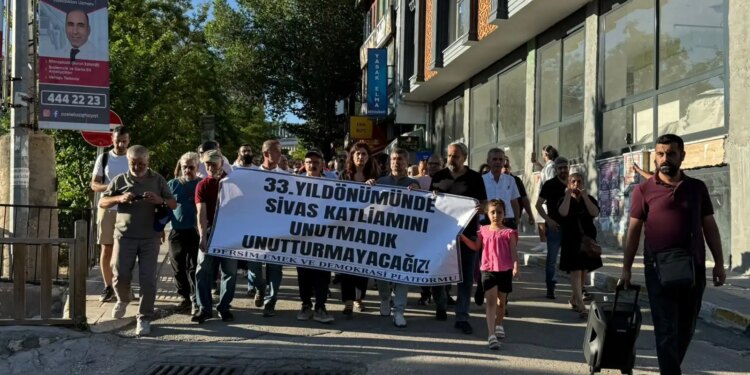 Sivas’ta katledilen 33 can Dêrsim’de anıldı: Yüzleşme istiyoruz