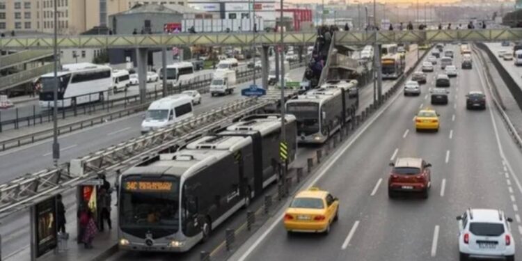 15 Temmuz’da hangi metrobüs durakları kapalı olacak, ne zaman açılacak? 15 Temmuz kapalı metrobüs durakları
