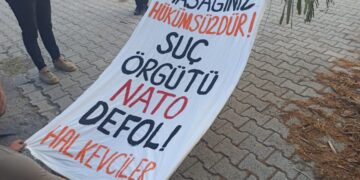 Adana’da NATO karşıtı bildiri dağıtan 9 kişi gözaltına alındı