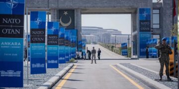 Eren Aksoyoğlu: NATO’da oluşacak yeni güç dengeleri süreci etkileyecek