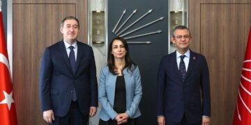DEM Parti’den Özgür Özel’e ‘Yeni Parti’ tebriği