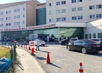 Norşîn’de İl Sağlık Müdürünün karıştığı kazada bir çocuk ağır yaralandı