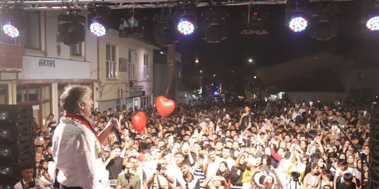 Kanîreş Festivali konserle sona erdi