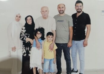 70 yaşındaki hasta tutsak: Beyin kanaması geçirdi, ayakta duramıyor, kelepçeli tedavi edildi