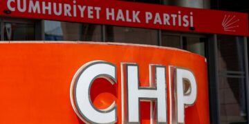 Yeni partiye geçecekler: CHP’de milletvekili istifaları başladı