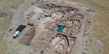 Göbeklitepe’nin çağdaşı Karahantepe’de kazılar başladı: Üstü kapatılan yapı ilk kez kazılacak