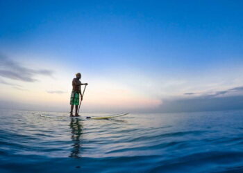 SUP nedir, nasıl yapılır? Stand Up Paddle hakkında bilinmesi gerekenler