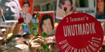 Madımak Katliamı’nın 33. yılında anma mesajları: Adalet olmadan barış mümkün değil