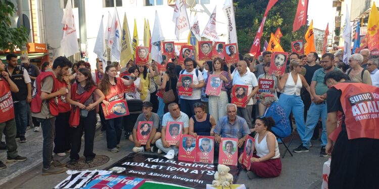 ’33 Düş Yolcusu’ birçok kentte anıldı: Düşlerinin peşinden gidiyoruz