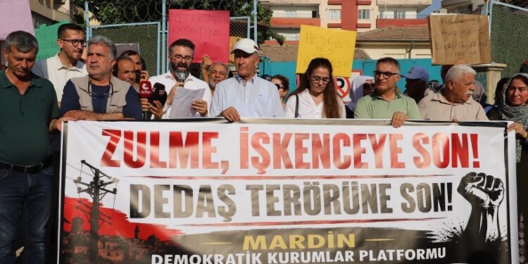 Mêrdîn’de DEDAŞ protestosu: 8 saati aşan kesintilerle halk cezalandırılıyor