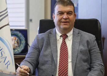 Seferihisar Belediye Başkanı görevden alındı