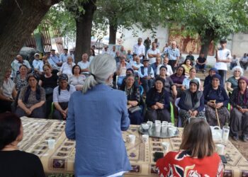 Semsûr’daki halk buluşmaları son gününde: Çocuklarımızın mezarlarını istiyoruz