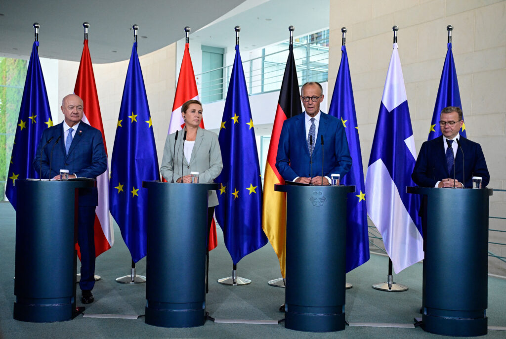 ‘Tutumlu’ AB liderleri Berlin’de buluştu; Birlik bütçesinde kesinti talep etti