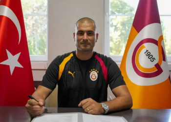 10 Yıl Sonra Yeniden... Eren Derdiyok Galatasaray'da