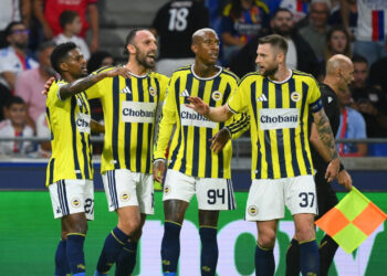 18 Yıllık Hasret Bitti: Fenerbahçe Devler Ligi'nde