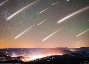 Perseid gök taşı yağmuru zirve yapıyor: Çıplak gözle nasıl ve ne zaman izlenir?