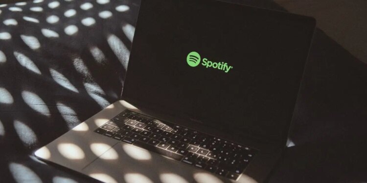 Spotify’ın ücret ödeyen abone sayısı 300 milyonu geçti