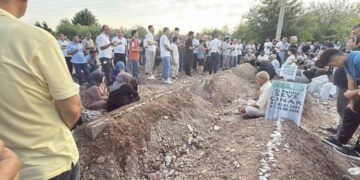 Amed’de hayatını kaybeden 7 kişi defnedildi