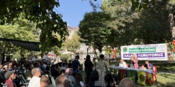 Uçar: Cumhuriyeti demokratikleştirmeliyiz