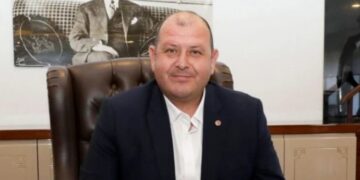 Menderes Belediyesi Başkanı Çiçek tutuklandı