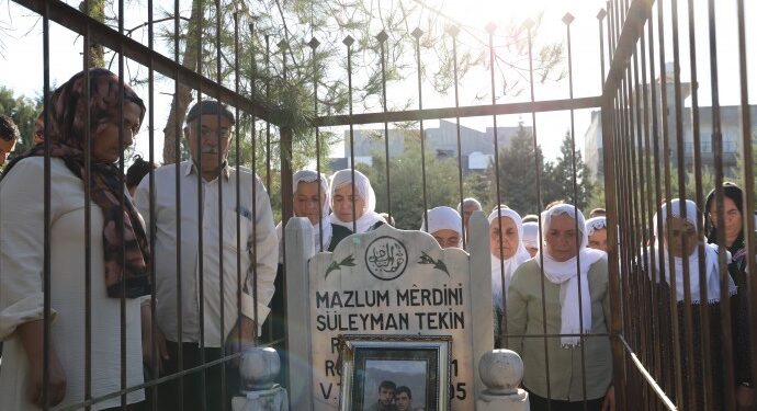 Akpınar ve Tekin anıldı: Barış için elimizden geleni yapmalıyız