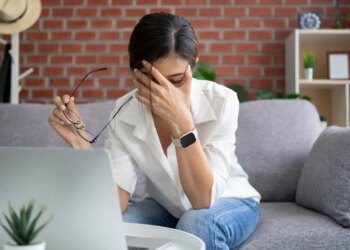 Akşam ve hafta sonu “dijital sınır” koyarak zihinsel tükenmişliği önlemenin 3 pratik yolu