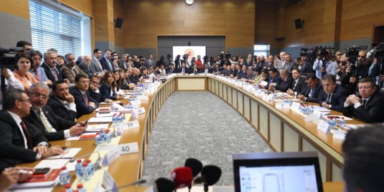 Çerçeve yasa için ortak çağrı: Demokratikleşme ve özgürlüklerin önü açılmalı